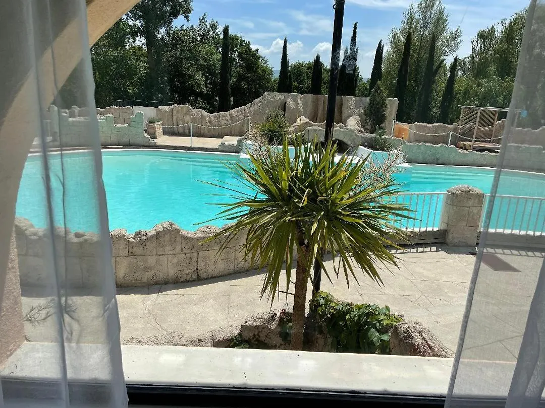 Studio-gîte Spa-piscine Sauna sport Lescout Appart hôtel